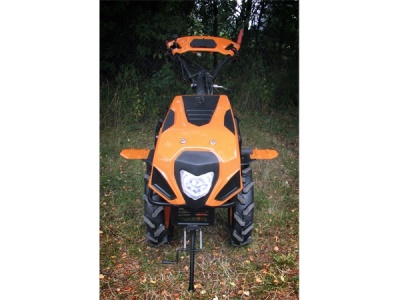 Jednonápravový dieselový malotraktor AGROTERRA 9 HP