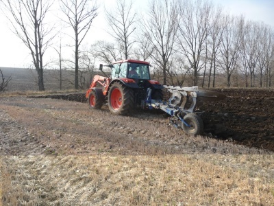 Kubota M 130 X