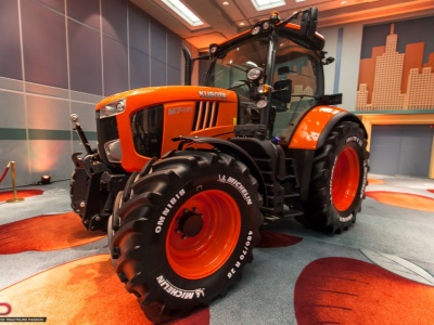 Zemědělský traktor Kubota M 7171
