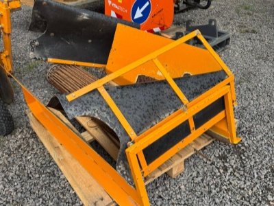 Čelní osekávač cibulové natě Keulmac a Vyorávač cibule Keulmac