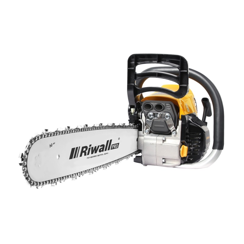Riwall PRO RPCS 6150 - řetězová pila s benzínovým motorem 62 ccm