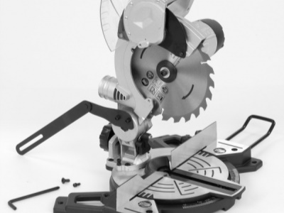 POWX075700 - Pokosová pila 1 500W / 210mm