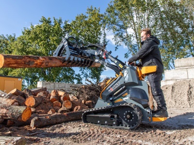 GiANT Skid steer pásový GS950TE