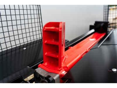 Horizontální hydraulický štípač 7T E 