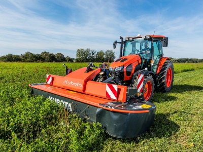 Zemědělský traktor Kubota M5112