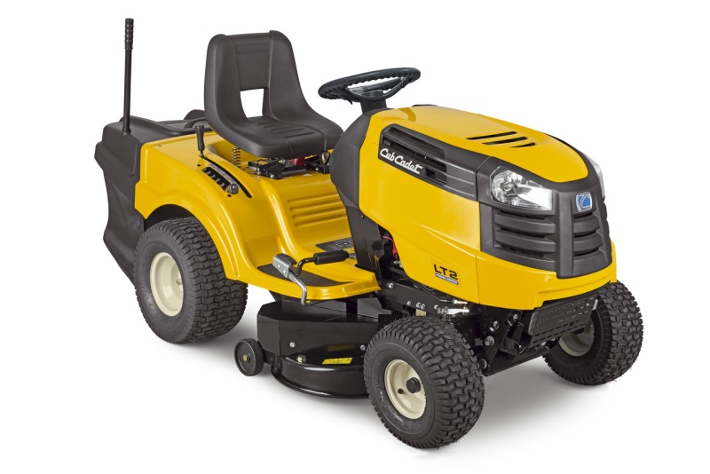 Zahradní traktor CubCadet LT2 NR92 + ZADNÍ VÝHOZOVÝ DEFLEKTOR 