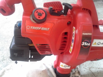 Benzínový foukač + vysavač TROY BILT TB3100S