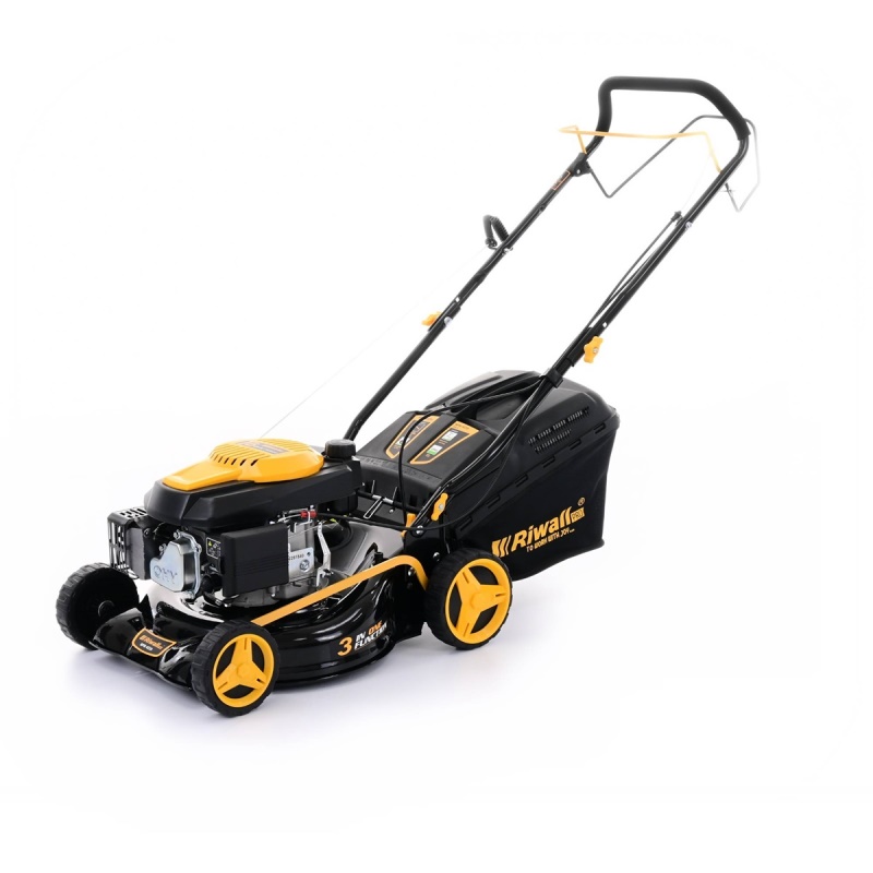 Riwall PRO RPM 4235 - multifunkční travní sekačka 3 v 1 s benzinovým motorem a pojezdem