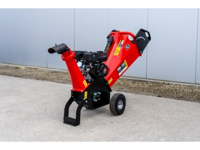Bubnový štěpkovač se spalovacím motorem RB-50 Remet (7 HP)