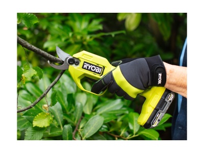 RYOBI RY18SCA-0 - aku 18V  zahradnické nůžky ONE+ (bez baterie a nabíječky)