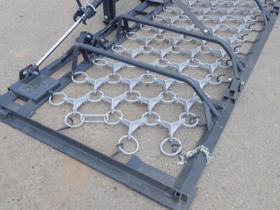 Luční brány 4-řadé hydraulicky skládané APW SNR 4000