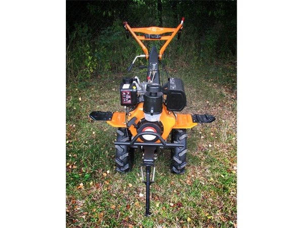 Jednonápravový dieselový malotraktor AGROTERRA 6,5 HP