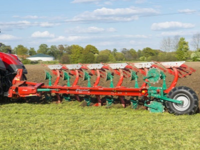 Kverneland 2501 i-Plough