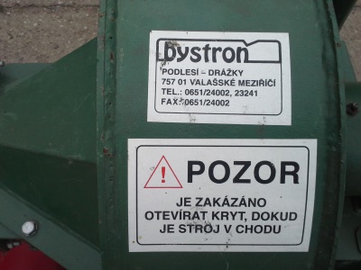 Štěpkovač větví za traktor Bystroň