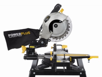 POWX07558T - Pokosová pila s potahem 1 650W / 210mm (stojan)