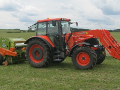 Kubota M 130 X