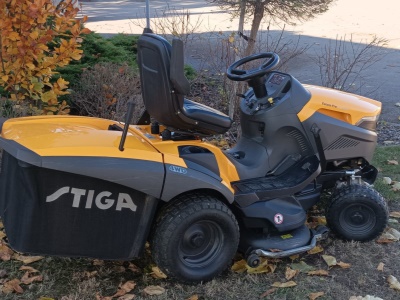 Zahradní traktor Stiga Estate 9102 WX 4x4