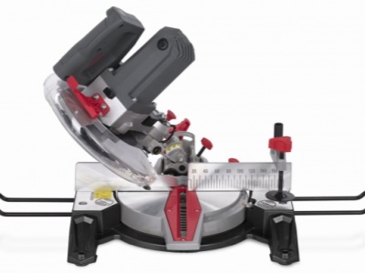 POWE50102 - Pokosová pila s mini potahem 1 650W / 210mm