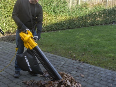 POWEG4030 - Elektrický vysavač / foukač 3.300W