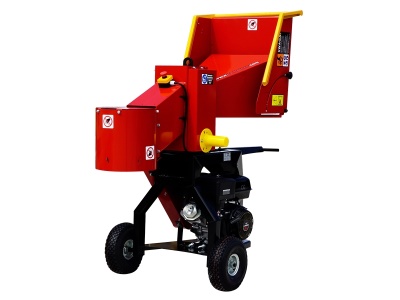 Špalíkovač se spalovacím motorem Model RS-100 Remet (15 HP)