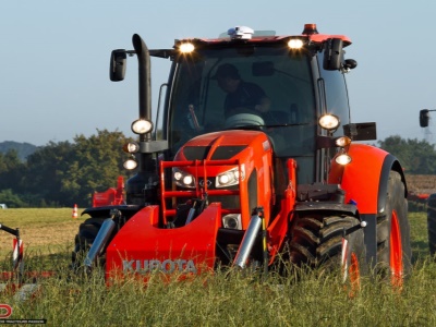 Zemědělský traktor Kubota M 7171