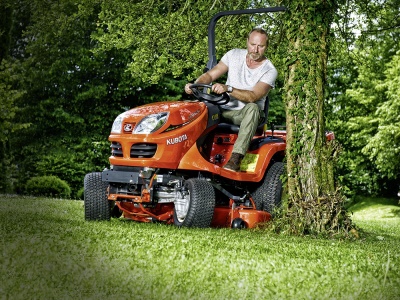 Traktorová sekačka Kubota GR 2120 S