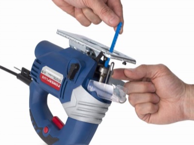 POW1015 - Přímočará pila 650 W