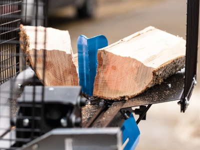 Scheppach HL 460 - horizontální štípač na dřevo 4 t