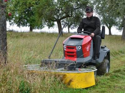 Dvoububnová sekačka
