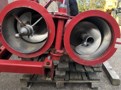 Šnekový dopravník AGRIMONT SSN 20