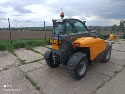 Teleskopický nakladač Giant 4548 Tendo