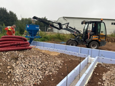 Kloubový nakladač GiANT G2500 X-TRA HD