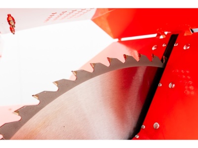 Kyvadlová vyklápěcí pila PW-700