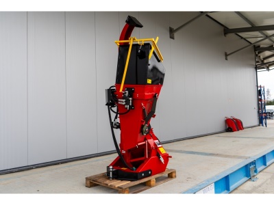 Diskový štěpkovač RT-660R za traktor (PTO) Remet