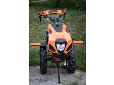 Jednonápravový dieselový malotraktor AGROTERRA 9 HP