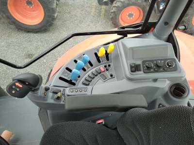 Zemědělský traktor KUBOTA M 7173 