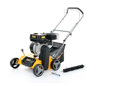 Riwall PRO RPV 4058 - travní vertikutátor/provzdušňovač s benzinovým motorem 40 cm