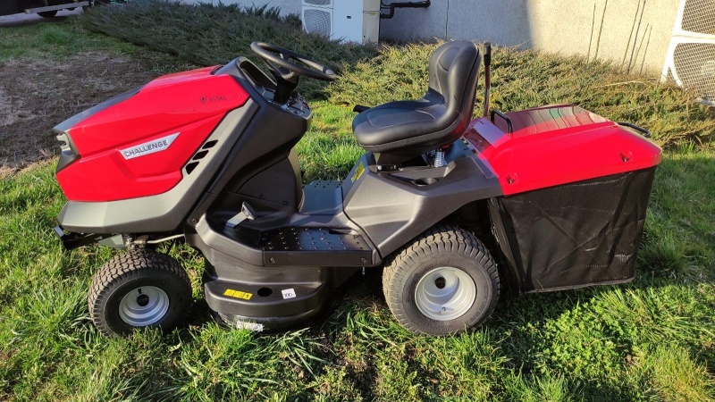 Zahradní traktor SECO CHALLENGE AJ V1