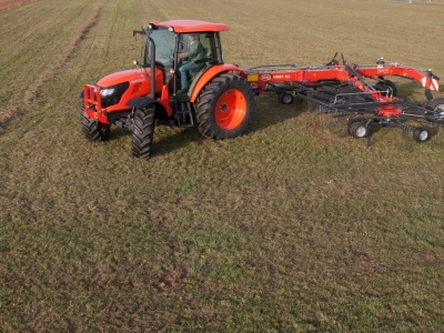 Zemědělský traktor Kubota M 9960