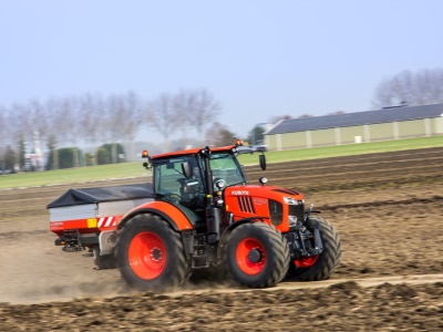 Zemědělský traktor Kubota M7152
