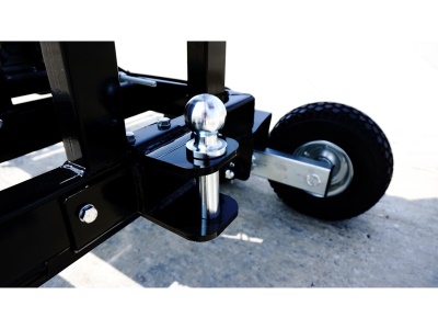 Špalíkovač se spalovacím motorem Model RPS-120 Remet (27 HP) + Terénní podvozek