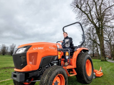 Malotraktor Kubota L1-382HDW ROPS