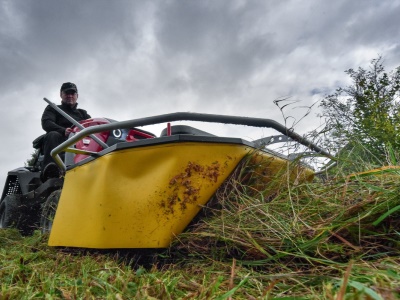 Dvoububnová sekačka