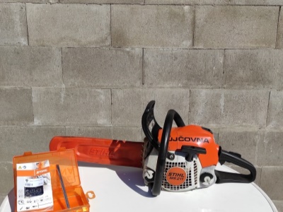  Motorová pila - Stihl  MS 211 -  lišta   35 cm