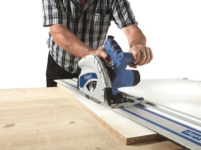 Scheppach PL 55 ponorná pila + 2x vodící lišta 700mm + ochrana proti překlopení + spojka lišt