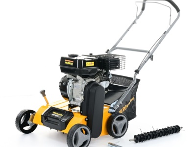 Riwall PRO RPV 4058 - travní vertikutátor/provzdušňovač s benzinovým motorem 40 cm