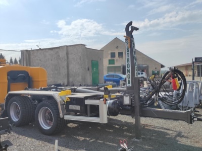 Kontejnerový nosič STRONGA HookLoada HL140DT
