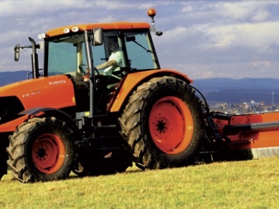 Kubota M 130 X