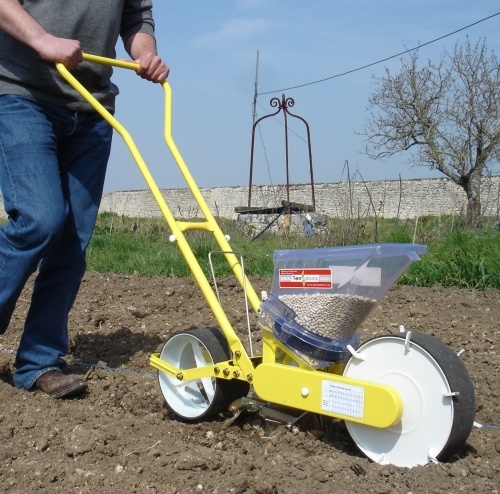 Ruční secí stroj Terradonis JD-1 pro velká semena