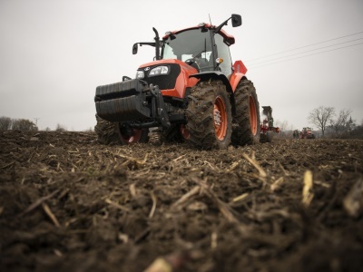Zemědělský traktor Kubota M 8560